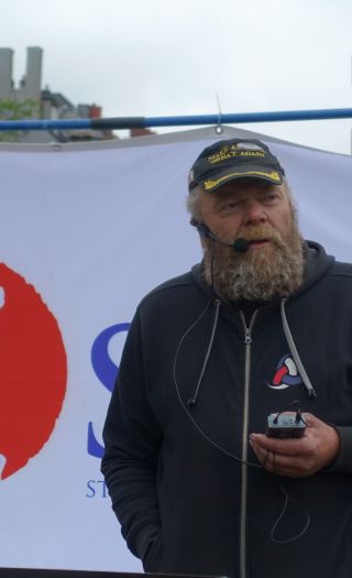 Lokalt innslag ved Kjetil Østhus